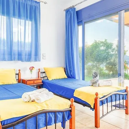 וילה Ponti Sleeps 6 Pool Air Con Wifi Pondi